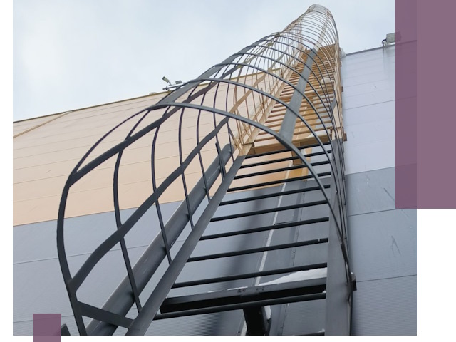 Изготовление и монтаж пожарных лестниц в Северодвинске профессионально