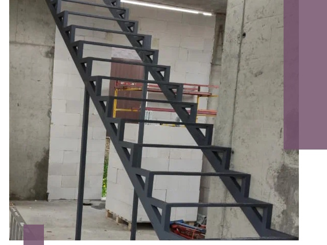 Демонтаж металлических лестниц в Северодвинске быстро и безопасно