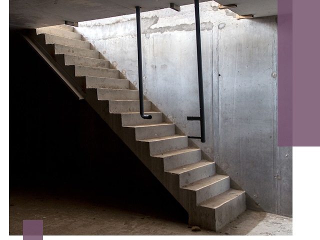 Изготовление и монтаж лестниц в подвале в Северодвинске