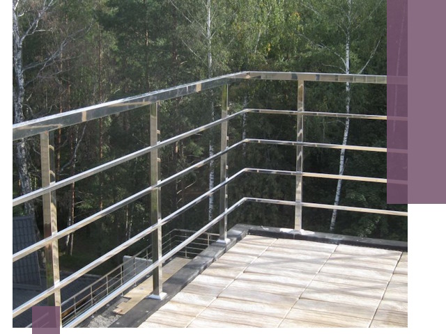 Парапеты из нержавеющей стали в Северодвинске — изготовление и монтаж