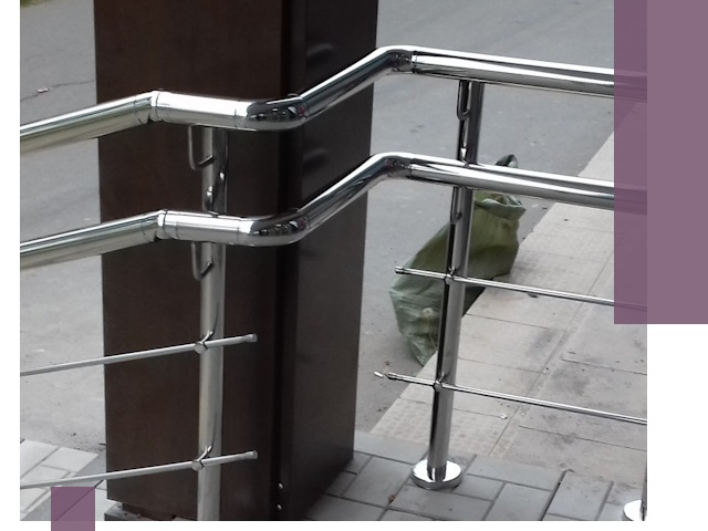 Монтаж поручней из нержавеющей стали в Северодвинске качественно и быстро